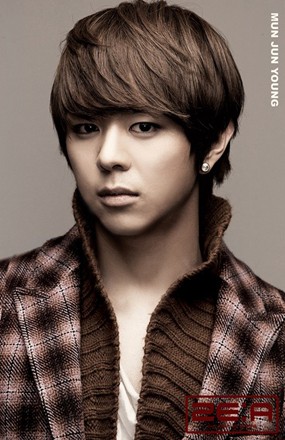 Lee Hoo Protes, Manajemen Ubah Kontrak Budak ZE:A