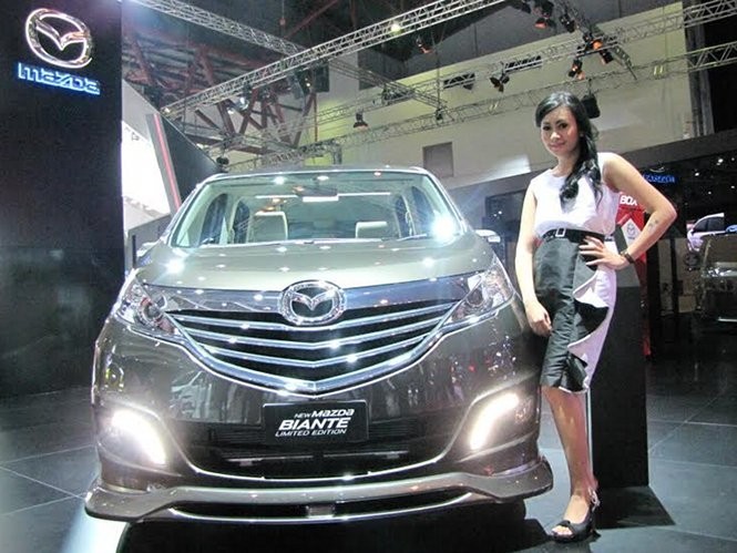 Mazda Targetkan Jual 1.900 Unit Mobil di IIMS