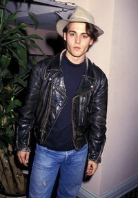Deretan Aktor Hollywood Paling Hot Tahun 90-an