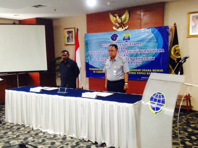 Bandara Werur Papua Peninggalan PD II Jadi Alternatif ke Raja Ampat