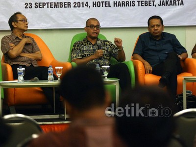 Diskusi Efektifitas dan Efisiensi Jokowi-JK