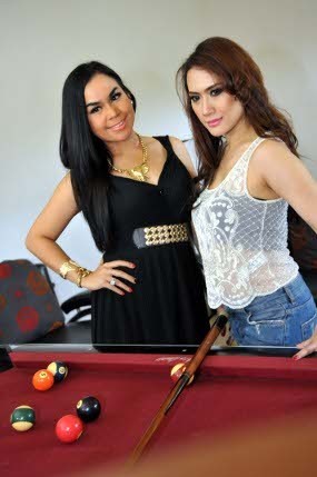 Geluti Dunia Tarik Suara, Melaney Ricardo Akui Aji Mumpung Positif