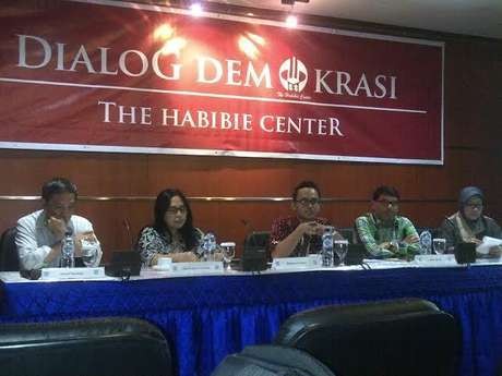 PKS: Pilkada Langsung Melemahkan Partai dan Demokrasi