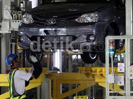 BBM Naik, Produksi Mobil Toyota Bisa Turun