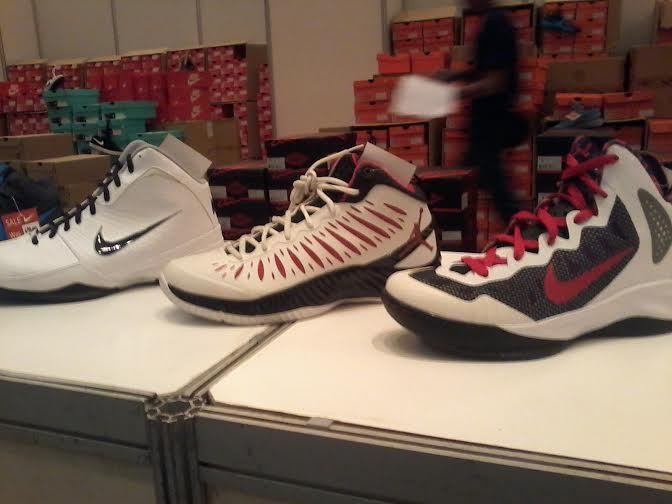 Program Diskon di JCC, Harga Sepatu Basket Turun dari Rp 1,5 Juta Jadi Rp 700.000