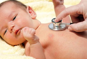 Bunda, Begini Pertolongan Pertama Saat Anak Alami Shaken Baby Syndrome