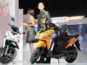 Mau Liburan ke Singapura Gratis? Yuk Ikut Lomba Foto Vario-Fi Seleb-Party