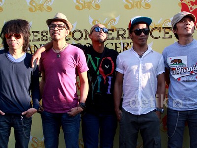 Slank Siap Gelar Konser Revolusi Bunga: Generasi Wangi