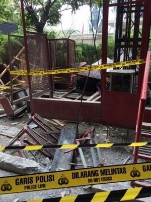 2 Pekerja Tewas, Bandul Lift Gedung Alila yang Lepas Terhempas ke Equity Tower