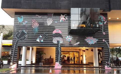 Karya Seni Ini Bertebaran di Hotel Kemang