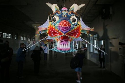 Seniman Asal Tiongkok Ai Weiwei Berpameran di Penjara Alcatraz