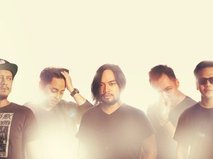 Neurotic Gila-gilaan di Video Klip Baru