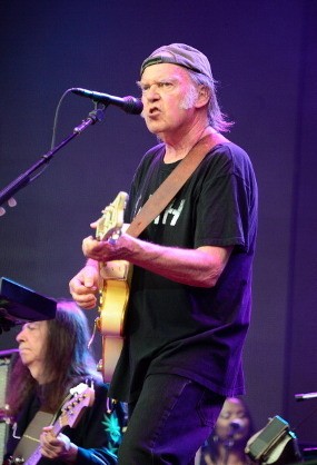 Neil Young Rilis Album ke-34