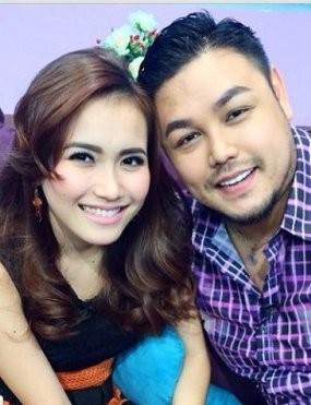 15 Desember Ivan Gunawan Lamar Ayu Ting Ting?