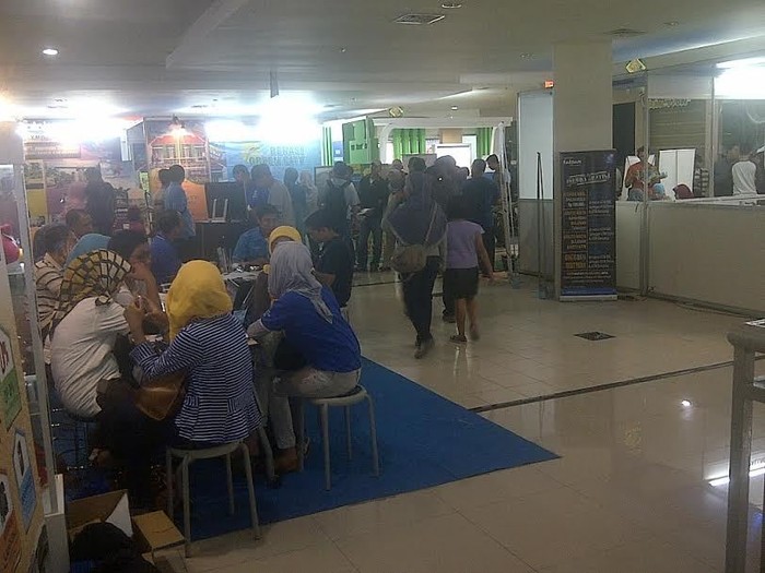 Makin Sore, Pengunjung Pameran Rumah Murah di Bekasi Ramai