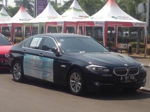 Mobil BMW yang Bermasalah Nginap di IIMS