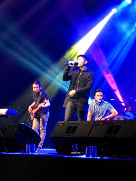 Si Ganteng Rassya Buka Konser Lima Musisi YouTube di Jakarta