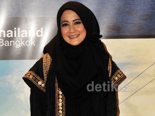 Senyum Ceria Pipik Senyum Ceria Pipik