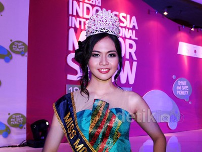 Febrizky, Miss Motor Show Tahun 2014
