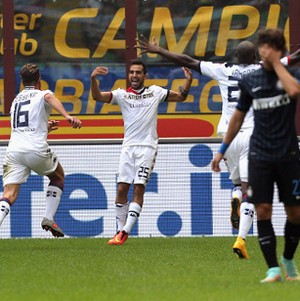 Di Giuseppe Meazza, 10 Pemain Inter Ditundukkan Cagliari 1-4