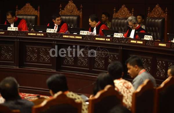 PKS: Putusan MK Soal UU MD3 Sudah Benar dan Harus Dihormati