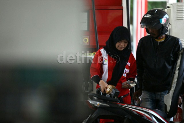 Jokowi Naikkan Harga BBM Tanpa Restu DPR, Menkeu: Seperti Dapat Cek Kosong