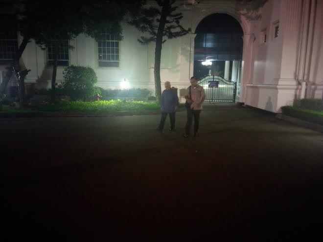 Sstt.. Malam-malam Hatta Rajasa Datang ke Kantor Presiden