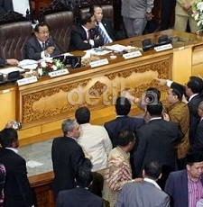 Hingga Siang Ini, Ada 4 Permohonan Uji Materi UU Pilkada di MK