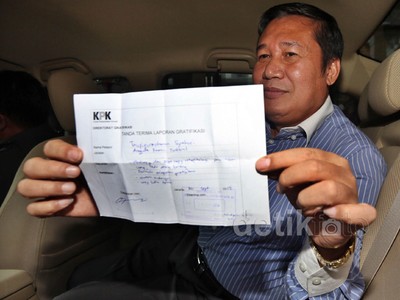 Komisioner KY Lapor Gratifikasi ke KPK
