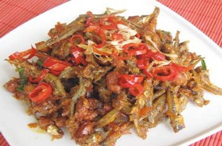 Huaah! Sedapnya Ikan Teri dan Cumi Asin Dimasak Cabai