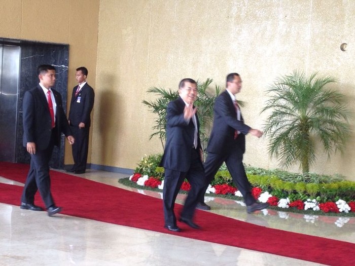 Jokowi-JK Hadiri Pelantikan Anggota MPR