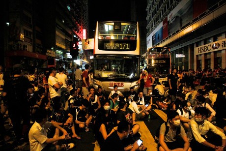 Dukung Aksi Demo di Hong Kong, Puluhan Warga China Ditahan