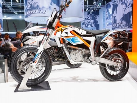 Supermoto Listrik KTM Bertenaga 22 HP