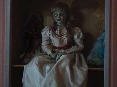 Teror Boneka Mistis Annabelle