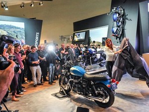 3 Varian Triumph Bonneville Lahir