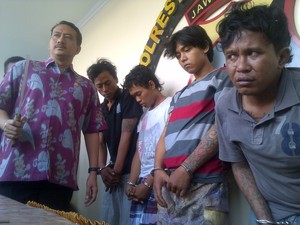 Berkali-kali Dibui, Pembunuh Bayaran ini Pajang Foto Kapolsek di Kamarnya