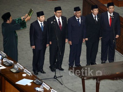 Setya Novanto Cs Jadi Pimpinan DPR