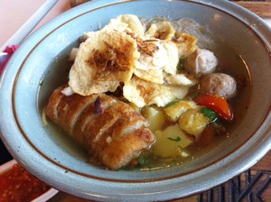 Urban Kitchen: Di Sini Ada Soto Mie dan Aussie Burger Berporsi Mantap