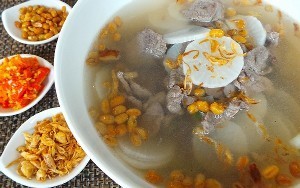 Udara Panas Begini Enaknya Masak Soto Kudus dan Soto Bandung