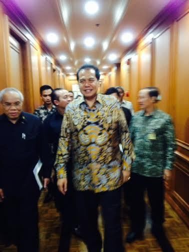 Pimpin Rapat Sebagai Menhut Ad Interim, Ini yang Dibahas CT