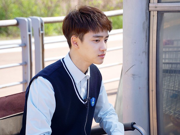 Mengintip D.O EXO Pemotretan Poster Film Cart