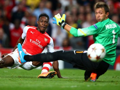 Arsenal Gulung Galatasaray