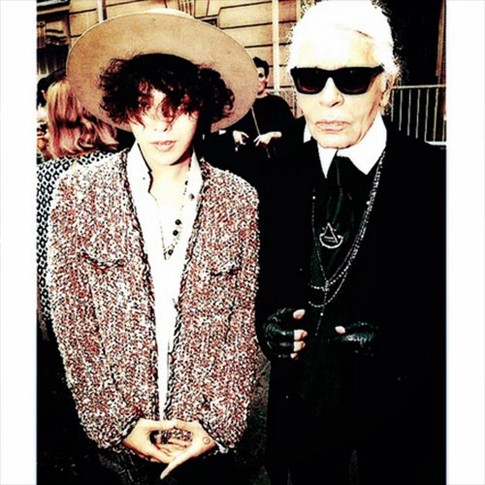 Jessica eks SNSD Curhat di Weibo, G-Dragon Eksis di Paris Fashion Week Jessica eks SNSD Curhat di Weibo, G-Dragon Eksis di Paris Fashion Week