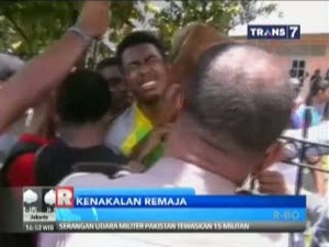 Coba Hindari Tawuran, Lengan Pelajar Tertancap Pagar Sekolah