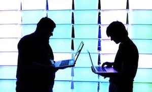 Kecepatan Internet Indonesia Naik, Tapi...