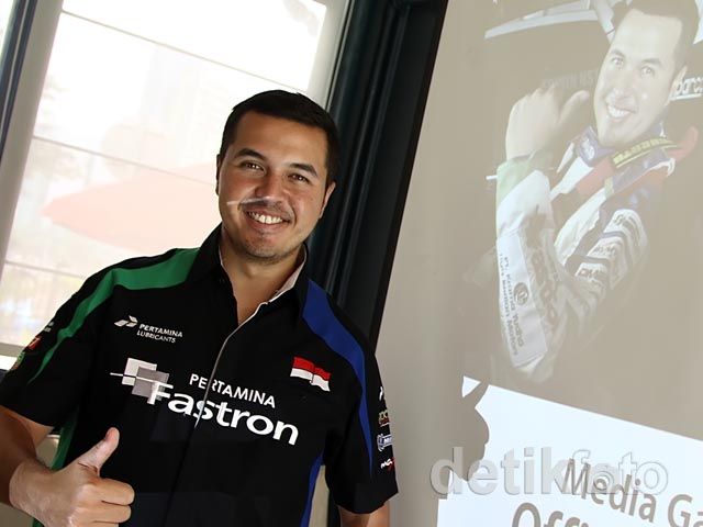 Rifat Sungkar Tantang Fans jadi Navigator