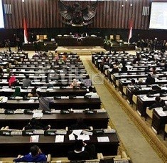 Ketua DPR Juga Sambangi Kediaman Ical, Bahas Paket Pimpinan MPR