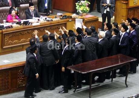 Pengusaha Ingin Pemerintah dan DPR Akur