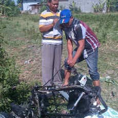 Nekat Terobos Perlintasan KA, Honda BeAT Diterjang KRD