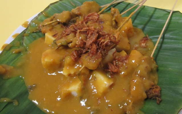 Sate Buntel dan Sate Maranggi, Sate Enak Berbumbu Lengkap